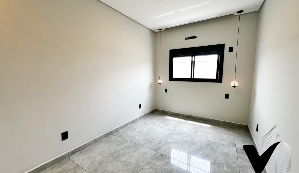 1000035760