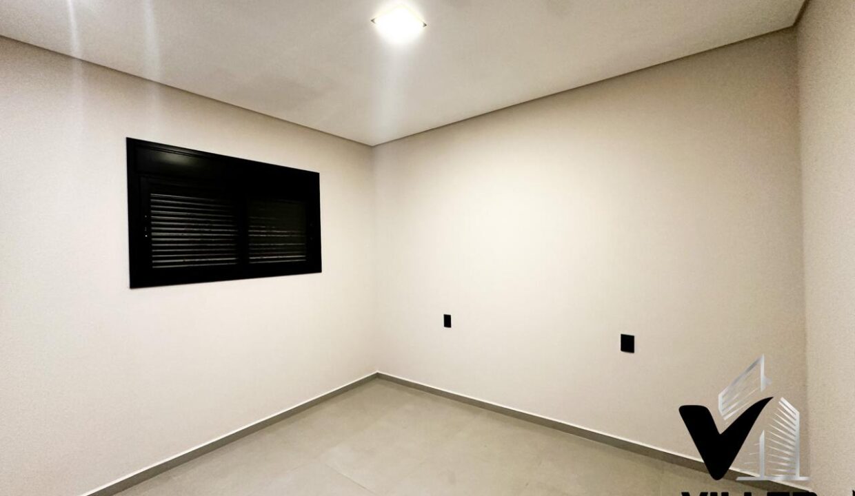 1000040400